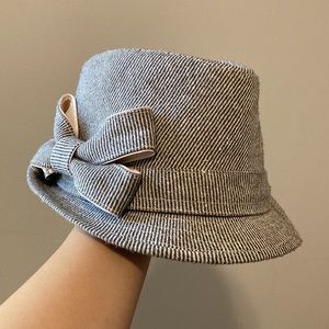 Ladys bucket hat